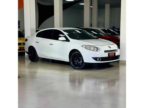 RENAULT FLUENCE 2.0 DYNAMIQUE 16V FLEX 4P AUTOMÁTICO